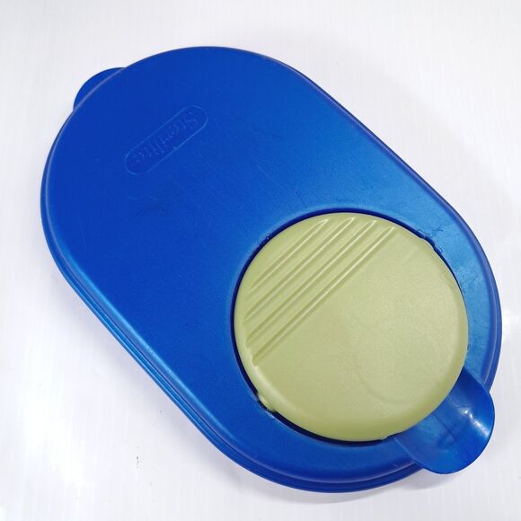 Sterilite Other - Sterilite 1 Gallon Pitcher Lid 0490 0490N2-C blue green yellow snap top PART